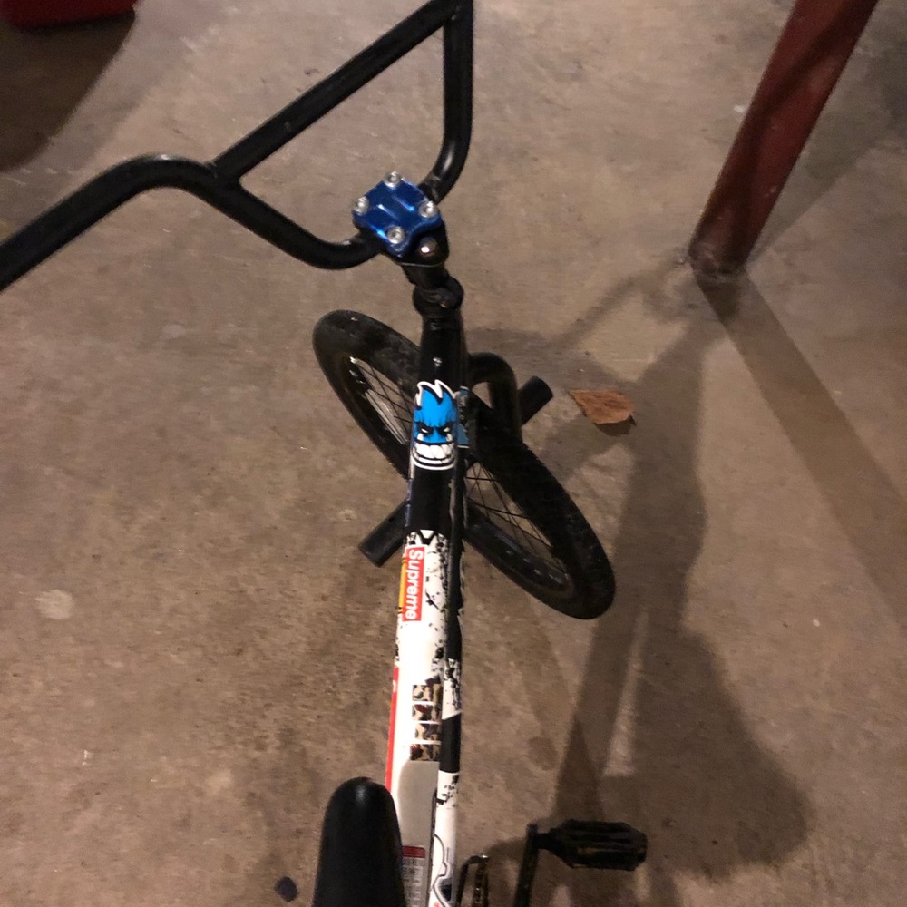 Bmx - Picture 2 of 3